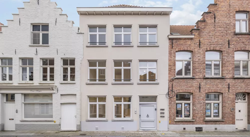 Grondig gerenoveerde duplex in hartje Brugge