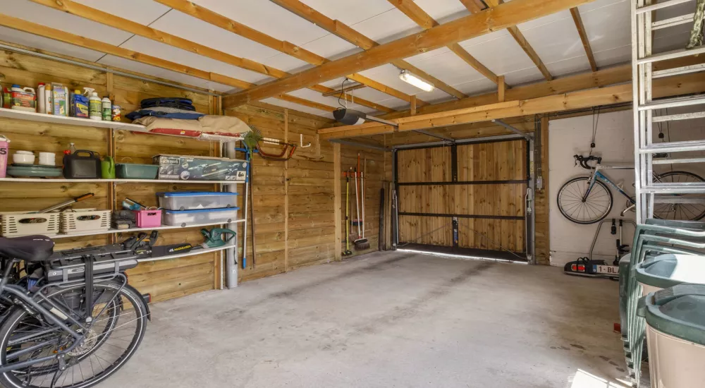 Ruime villa te Loppem