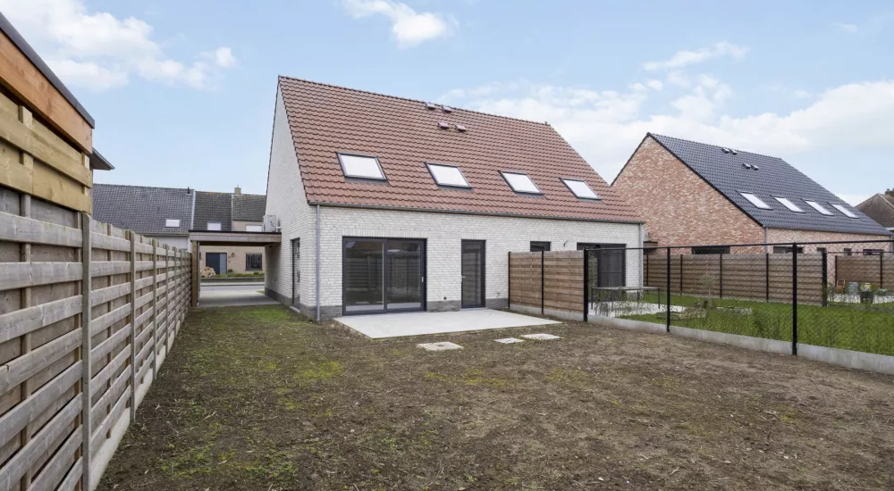 Nieuwbouw woning te Waardamme