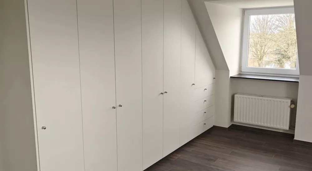 Ruim appartement te Sint-Andries