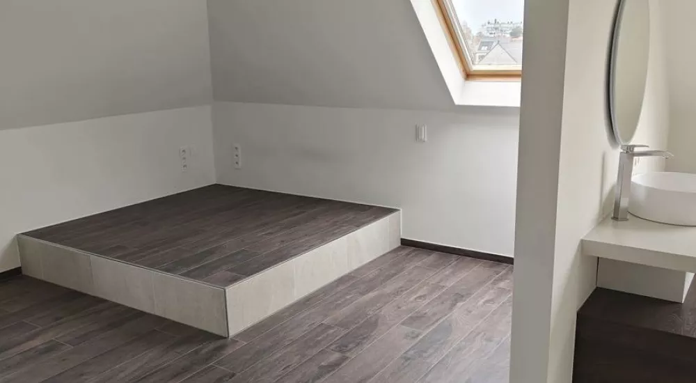 Ruim appartement te Sint-Andries