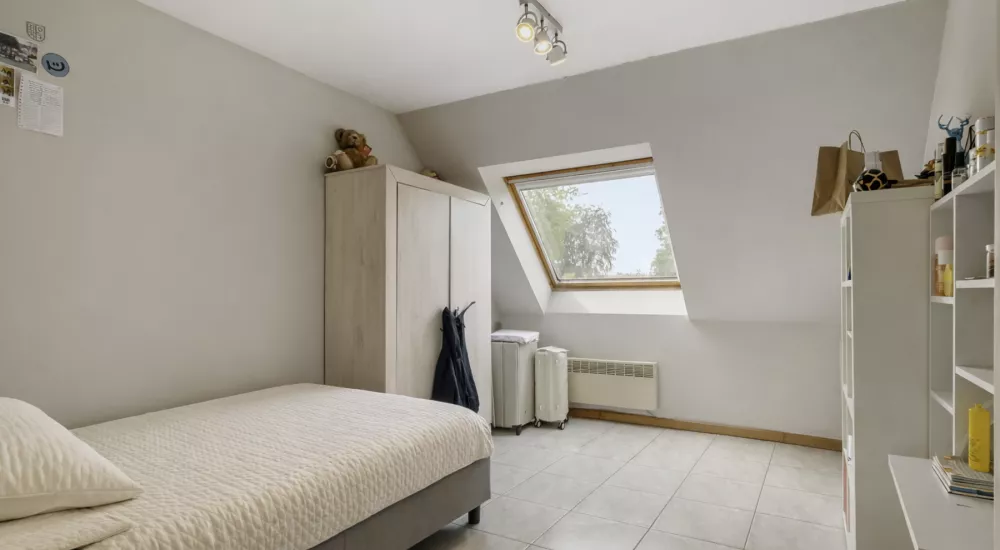 Ruim appartement rustig gelegen in Ruddervoorde Incl. garage