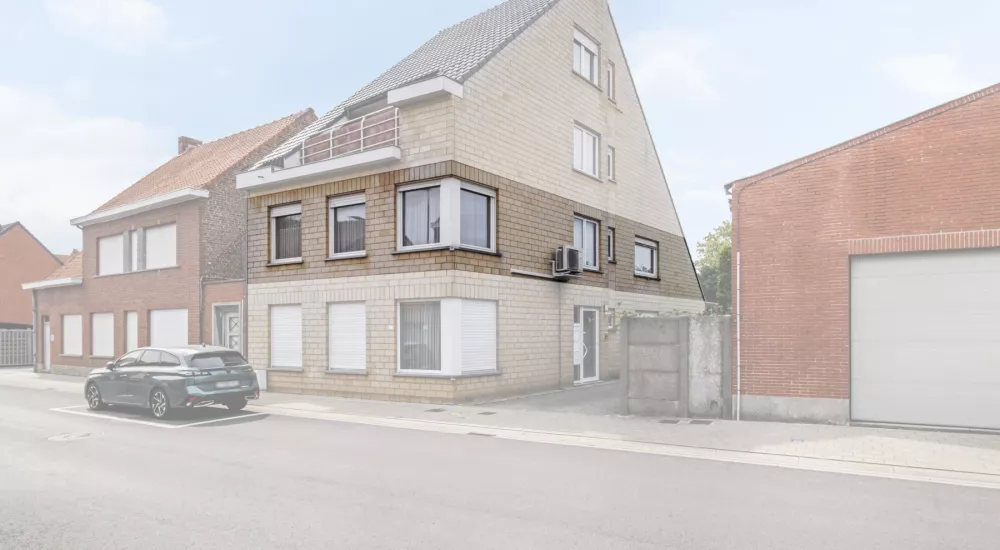 Ruim appartement rustig gelegen in Ruddervoorde Incl. garage