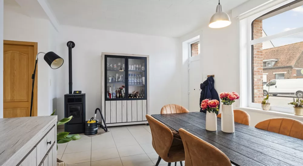 Landelijk gelegen woning in Ruddervoorde met grote tuin 