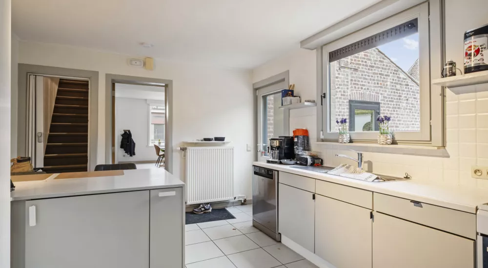 Landelijk gelegen woning in Ruddervoorde met grote tuin 
