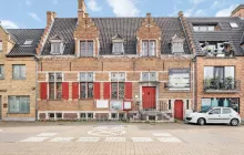 Uniek Historisch Gemeentehuis/Bibliotheek te Veldegem