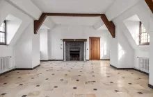 Uniek Historisch Gemeentehuis/Bibliotheek te Veldegem