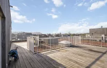 RECENT DAKAPPARTEMENT MET RIANT ZONNETERRAS