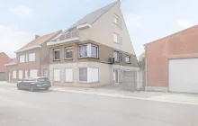 Ruim appartement rustig gelegen in Ruddervoorde Incl. garage