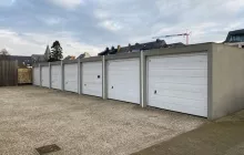 Ruime garagebox in centrum Oostkamp