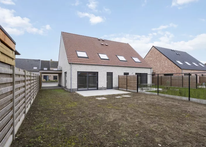 Nieuwbouw woning te Waardamme